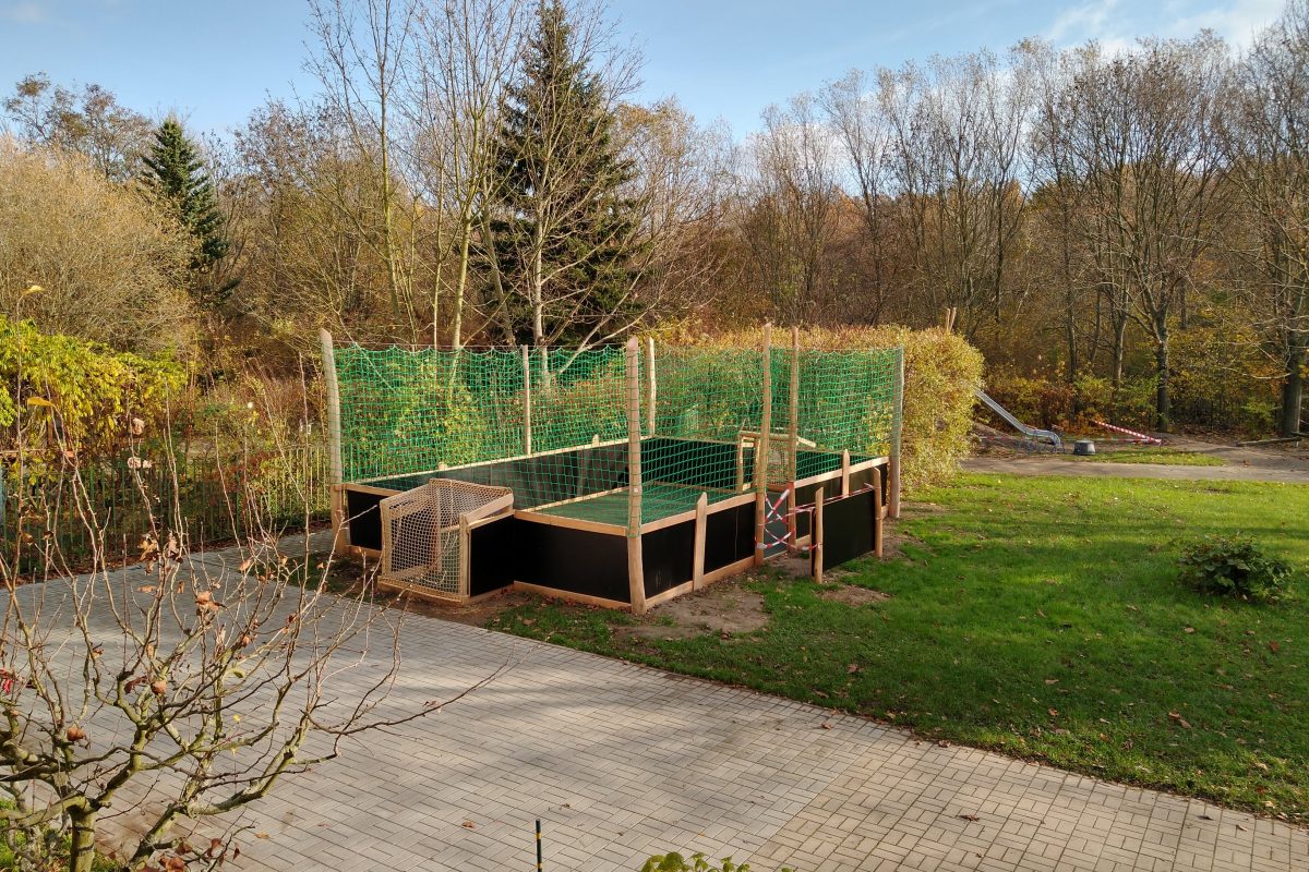 18.11.21 Fussballfeld fertig - Mütterzentrum e.V. Leipzig